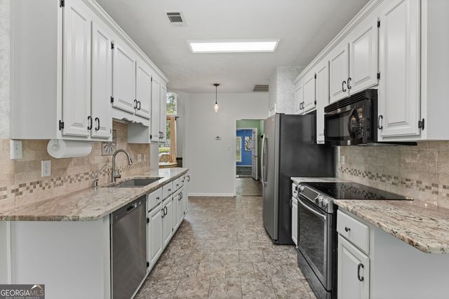 105 Gleneagle Drive, Byron, GA 31008