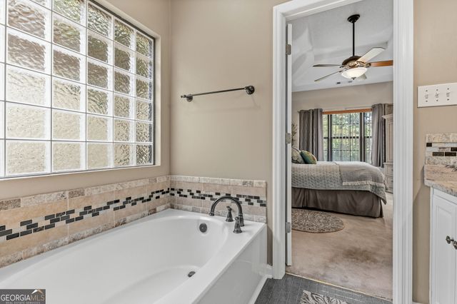 105 Gleneagle Drive, Byron, GA 31008
