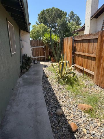 5901 Wilson Road, Bakersfield, CA 93309