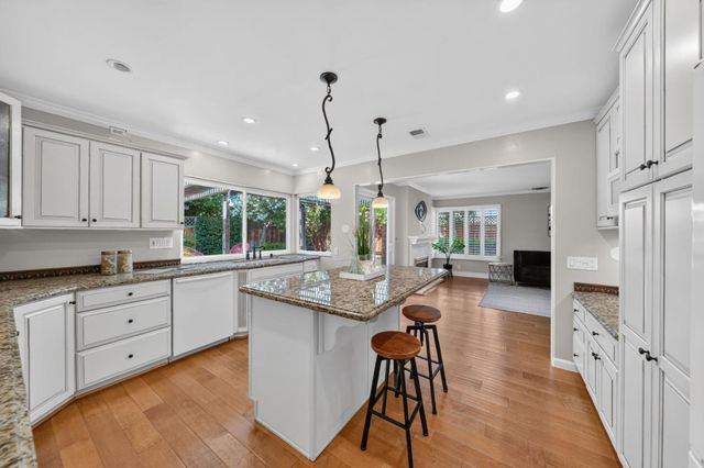 649 Brenda Lee Drive, San Jose, CA 95123