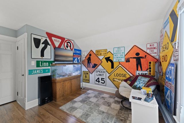 424 James STREET, Burlington, WI 53105