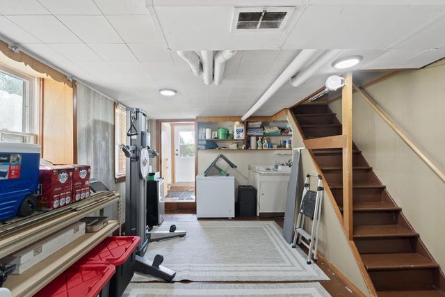 424 James STREET, Burlington, WI 53105