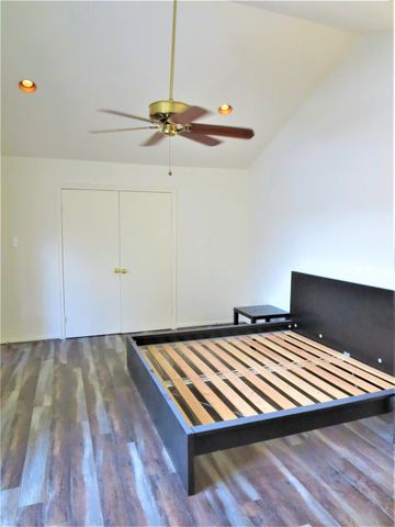 7447 Cambridge Street 38, Houston, TX 77054