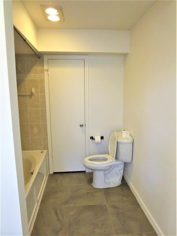 7447 Cambridge Street 38, Houston, TX 77054