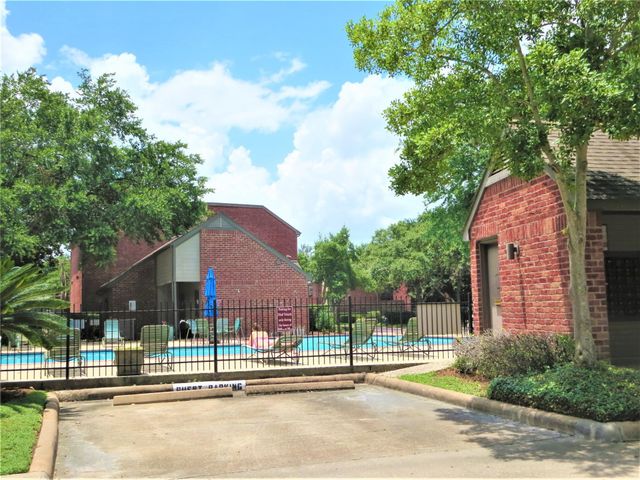 7447 Cambridge Street 38, Houston, TX 77054