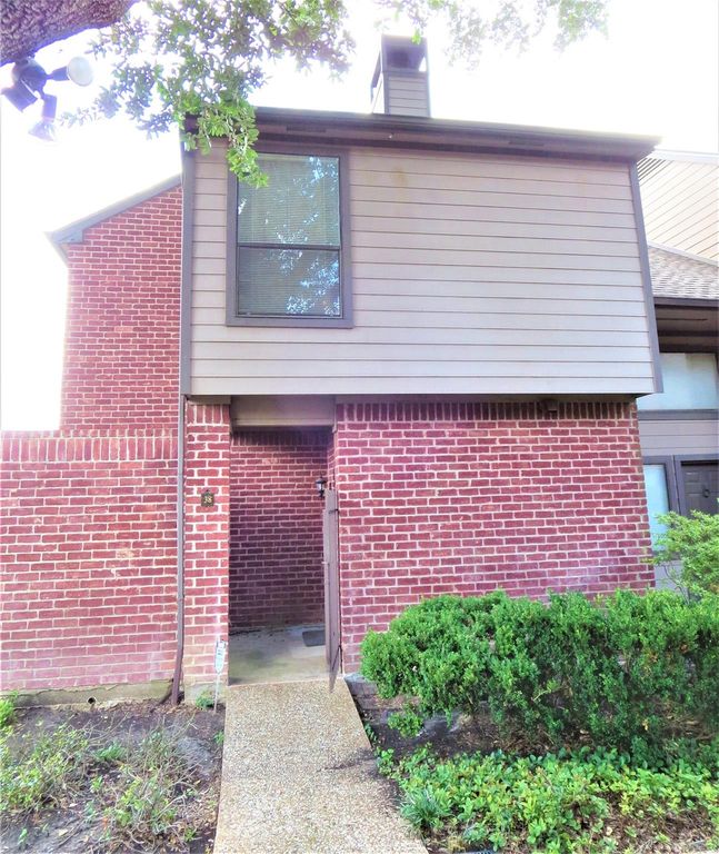 7447 Cambridge Street 38, Houston, TX 77054