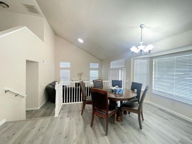 8668 Gossamer Way, Elk Grove, CA 95624