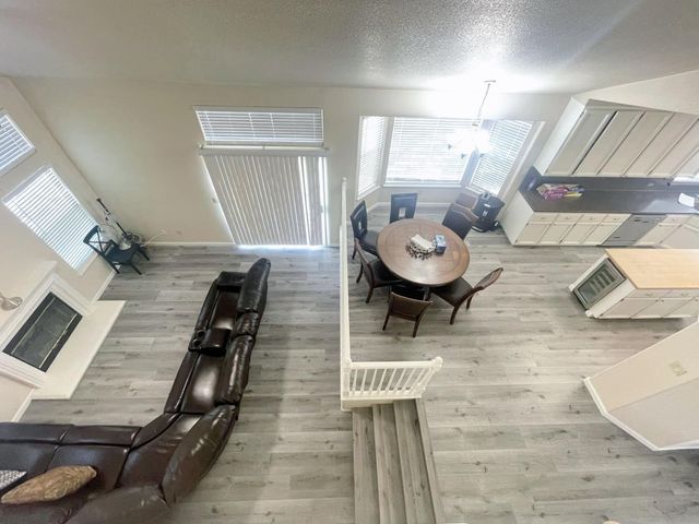 8668 Gossamer Way, Elk Grove, CA 95624