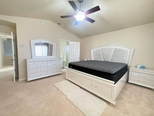 8668 Gossamer Way, Elk Grove, CA 95624