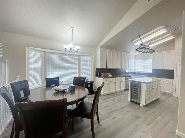 8668 Gossamer Way, Elk Grove, CA 95624