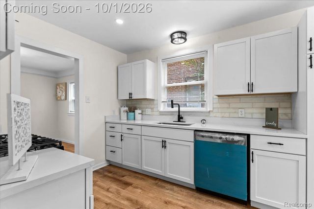 16533 Harlow Street, Detroit, MI 48235