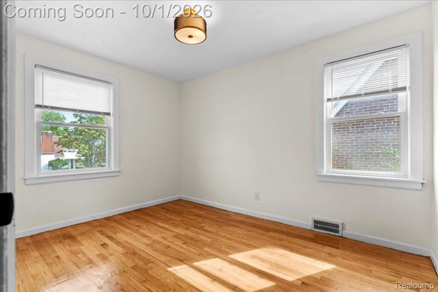 16533 Harlow Street, Detroit, MI 48235