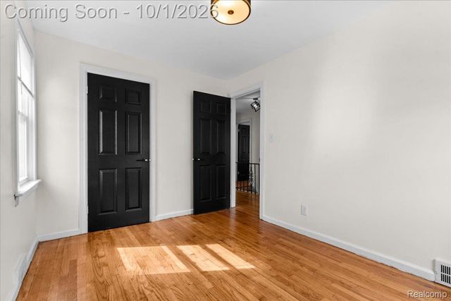 16533 Harlow Street, Detroit, MI 48235