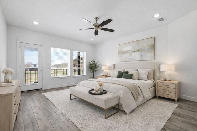 5653 Woodlands Drive, The Colony, TX 75056