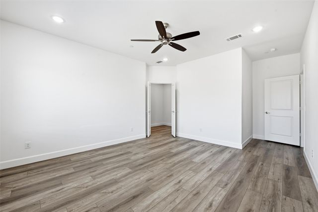 5653 Woodlands Drive, The Colony, TX 75056