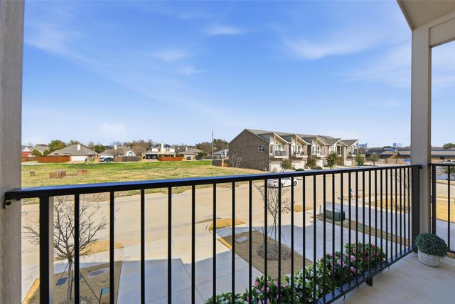 5653 Woodlands Drive, The Colony, TX 75056