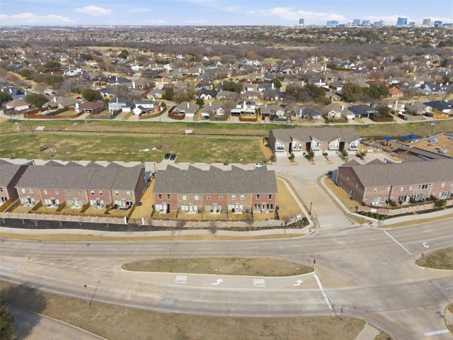 5653 Woodlands Drive, The Colony, TX 75056