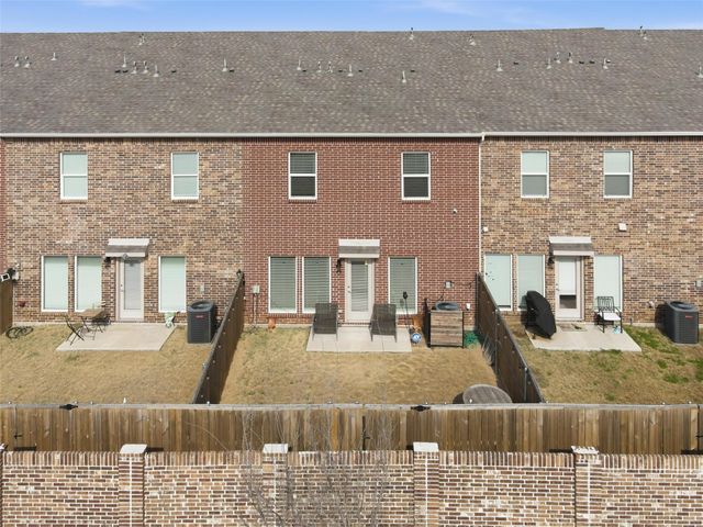 5653 Woodlands Drive, The Colony, TX 75056