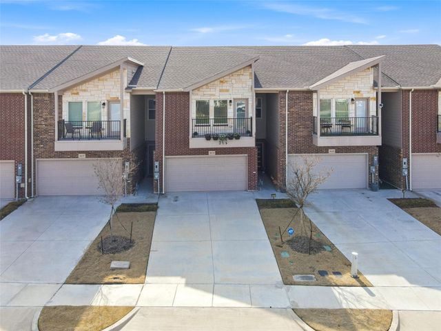 5653 Woodlands Drive, The Colony, TX 75056