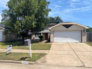 16010 Vista Del Mar Drive, Houston, TX 77083