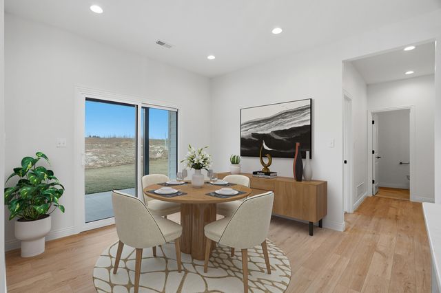 2700 EASLEY CABIN CIR, Columbia, MO 65201