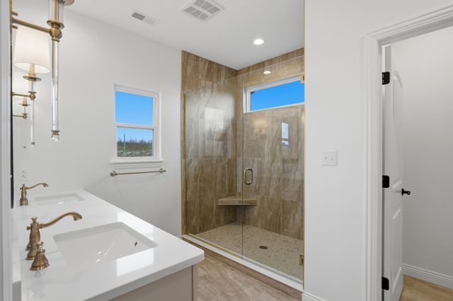 2700 EASLEY CABIN CIR, Columbia, MO 65201