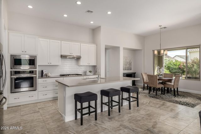 16455 W LA REATA Avenue, Goodyear, AZ 85395