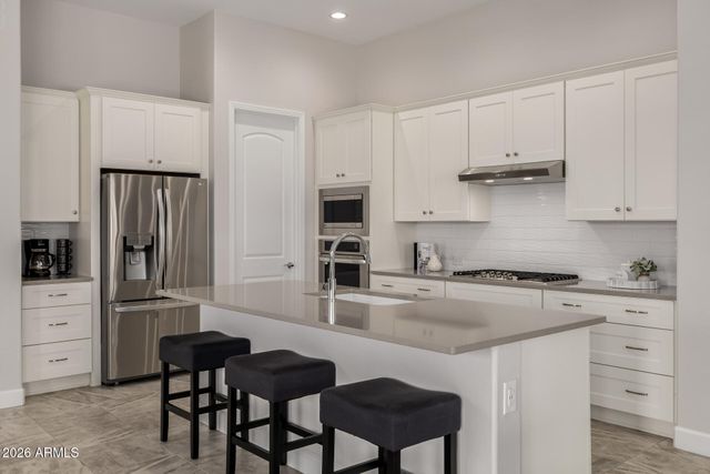 16455 W LA REATA Avenue, Goodyear, AZ 85395