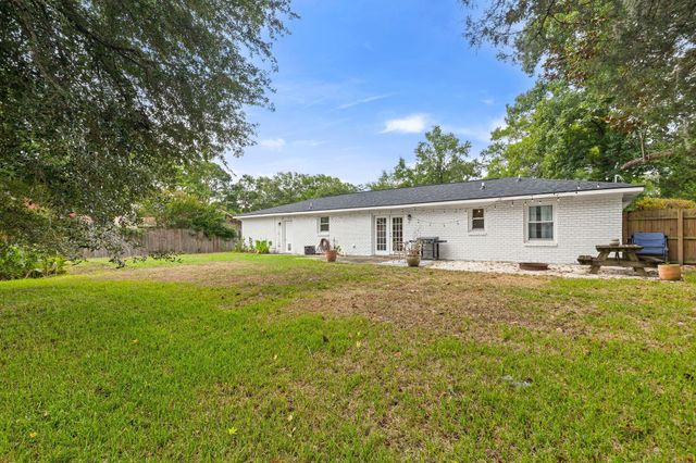 2482 Flamingo Drive, Charleston, SC 29414