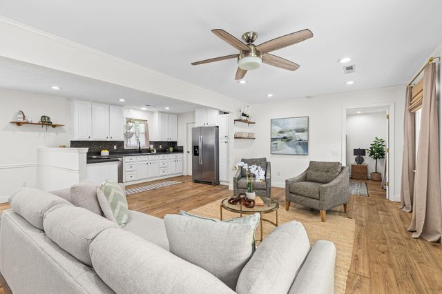 2482 Flamingo Drive, Charleston, SC 29414