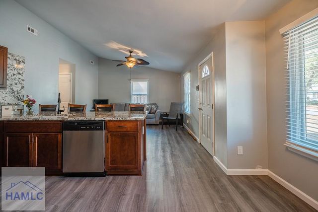 1311 Forest Lake Drive, Hinesville, GA 31313