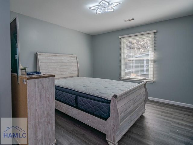 1311 Forest Lake Drive, Hinesville, GA 31313