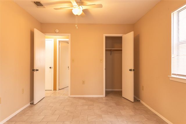 4938 Blue Water Circle, Granbury, TX 76049