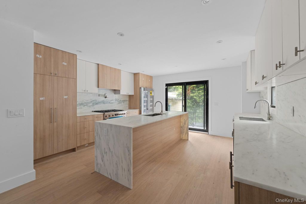 6923 Alderton Street, Rego Park, NY 11374 — photo 4
