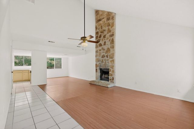 8211 Gallatin DR, Austin, TX 78736
