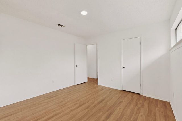 8211 Gallatin DR, Austin, TX 78736