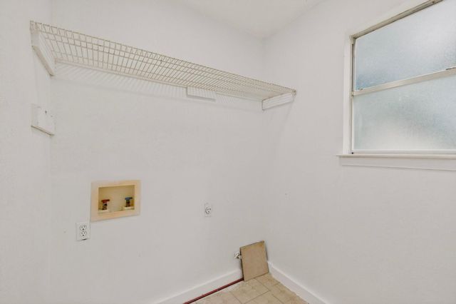 8211 Gallatin DR, Austin, TX 78736