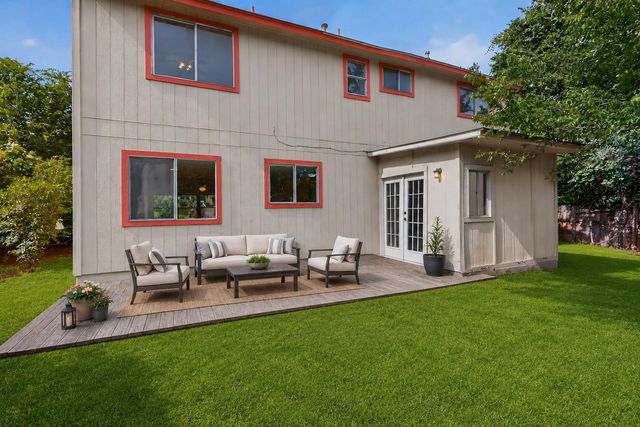 8211 Gallatin DR, Austin, TX 78736