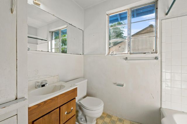 1302 Bentwood RD, Austin, TX 78722