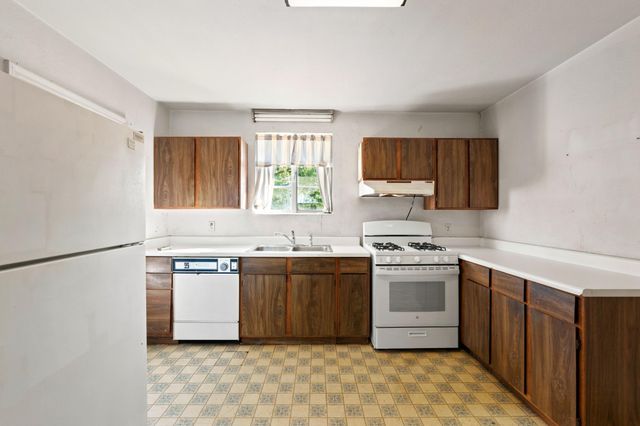 1302 Bentwood RD, Austin, TX 78722