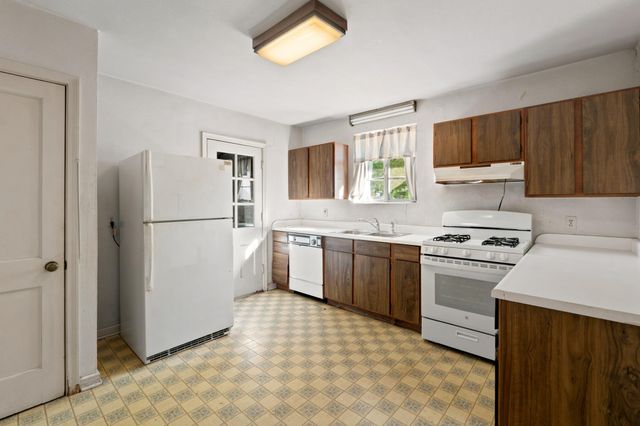 1302 Bentwood RD, Austin, TX 78722