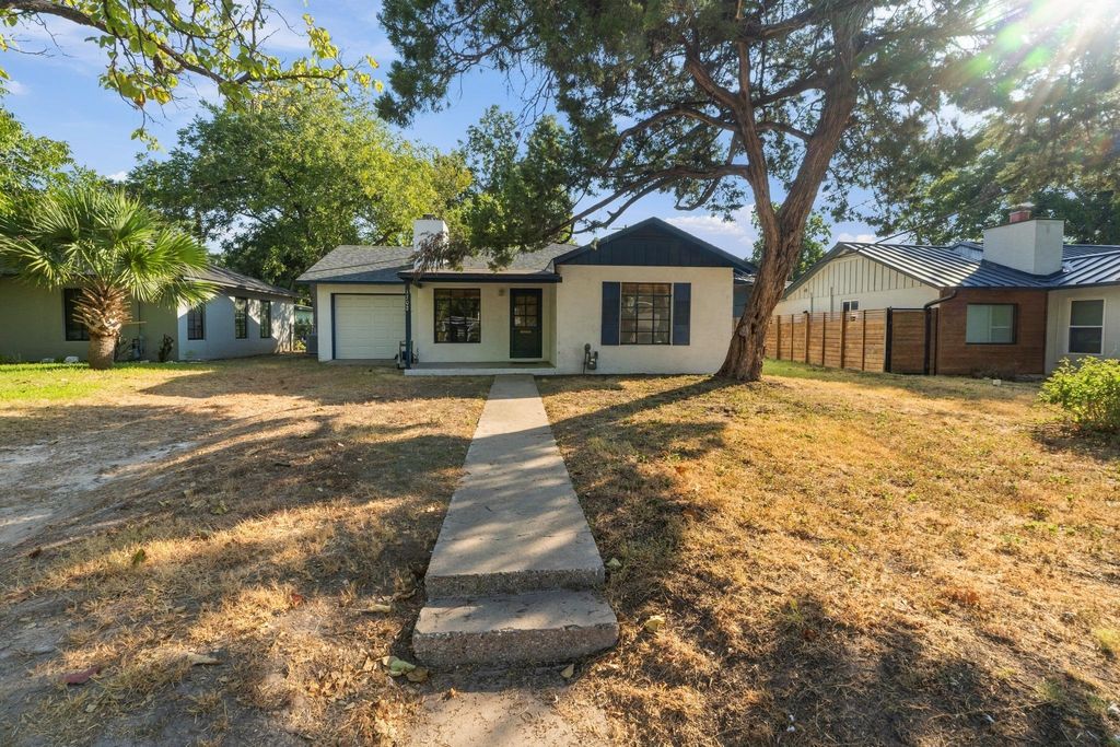1302 Bentwood RD, Austin, TX 78722