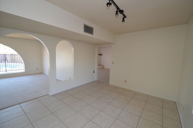 7722 E Knollwood Circle, Tucson, AZ 85750