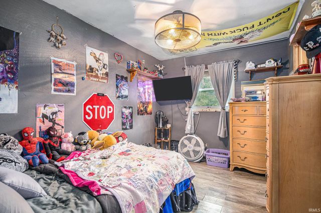 26851 Sturdy Oak Drive, Elkhart, IN 46514