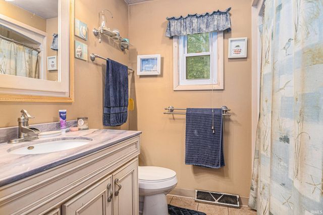 26851 Sturdy Oak Drive, Elkhart, IN 46514