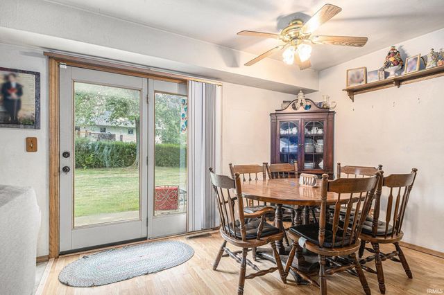 26851 Sturdy Oak Drive, Elkhart, IN 46514