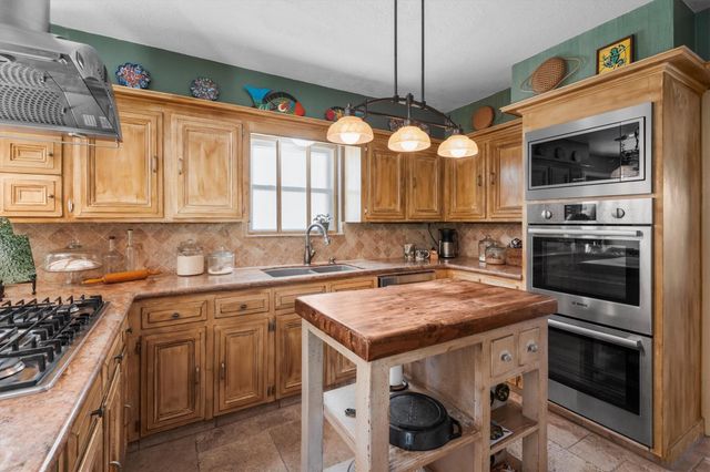9103 Herts Road, Spring, TX 77379