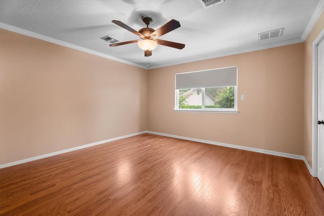 9103 Herts Road, Spring, TX 77379