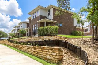 605 W South ST 41, Leander, TX 78641