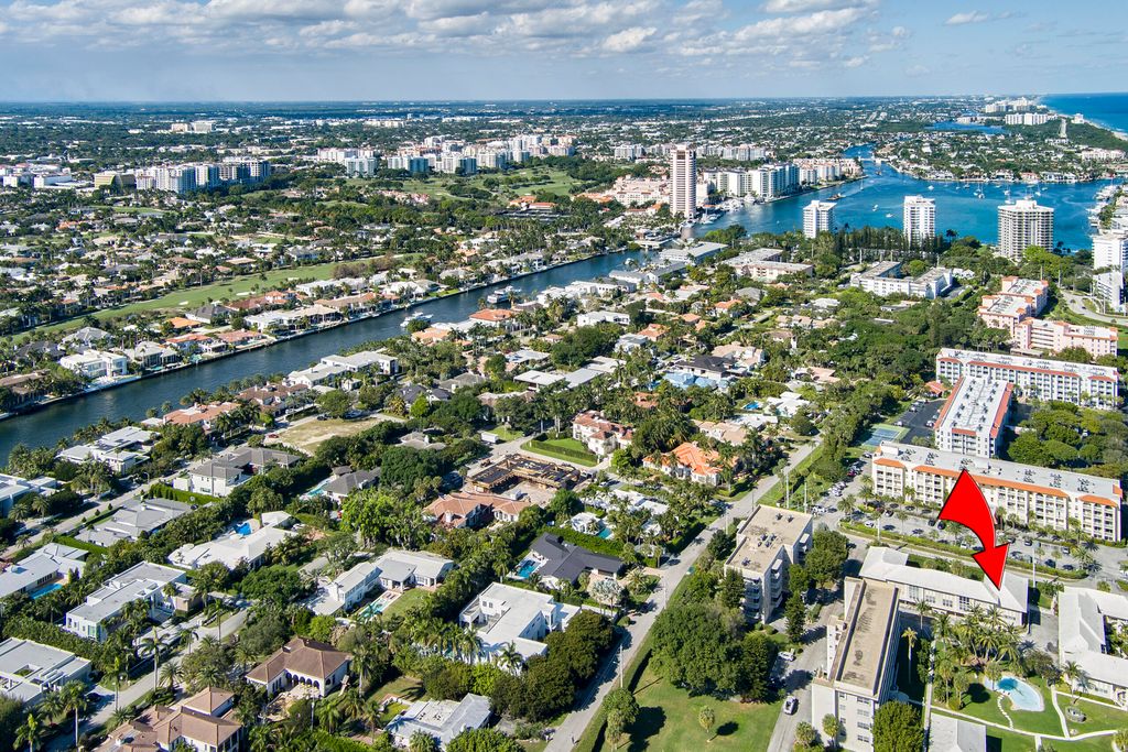 Image 13 of property listing at 1299 S Ocean Boulevard S3, Boca Raton, FL 33432